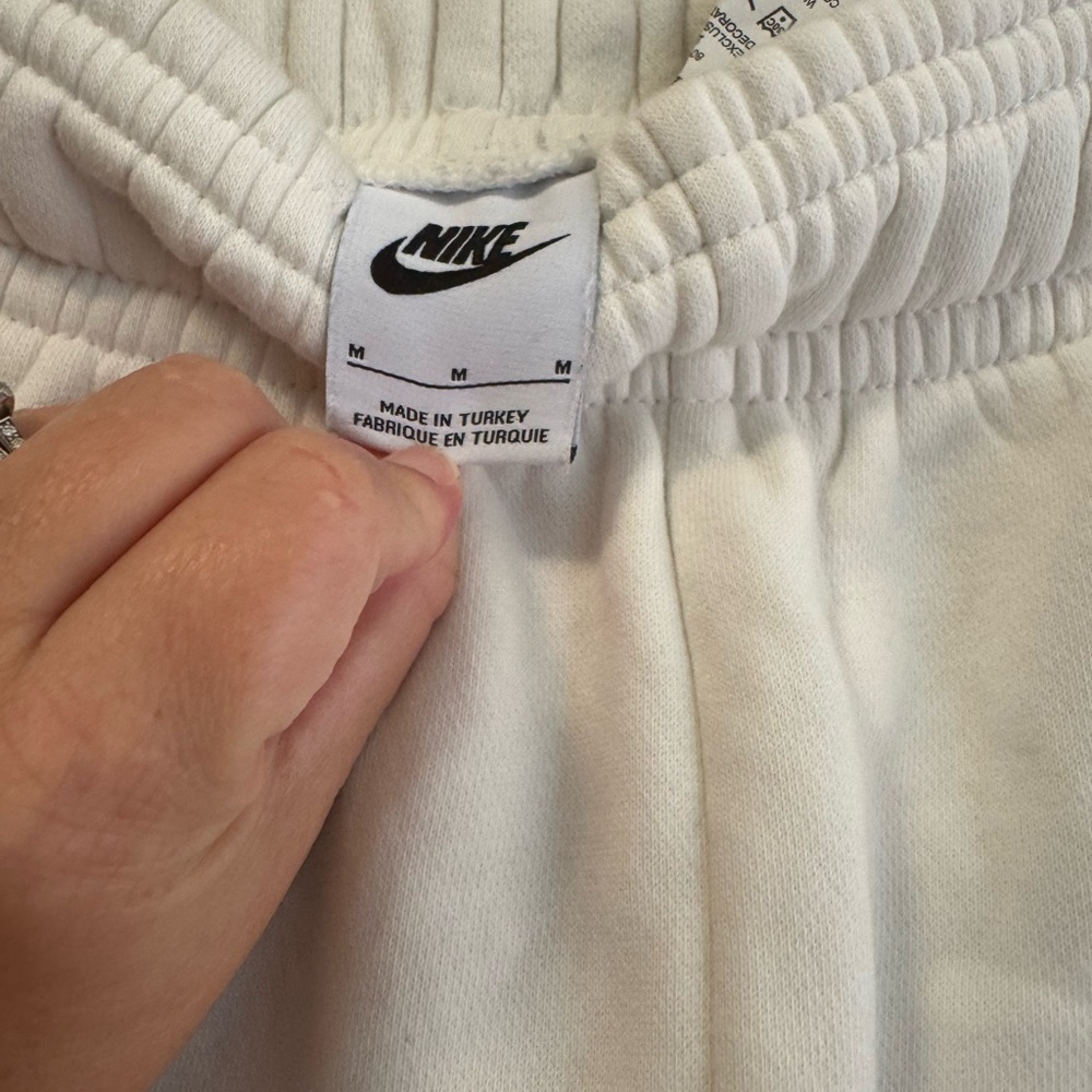 Nike Project Uphoria Flower Shorts - Picture 4 of 7